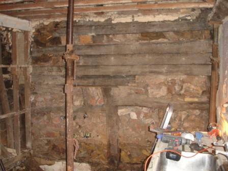 old kitchen gable wall.JPG