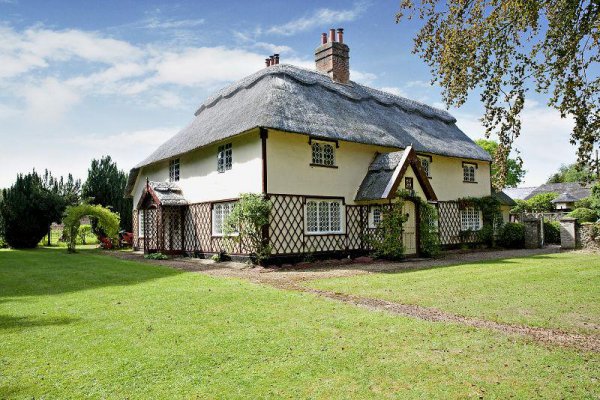 Thatched House, Hengrave 1.jpg