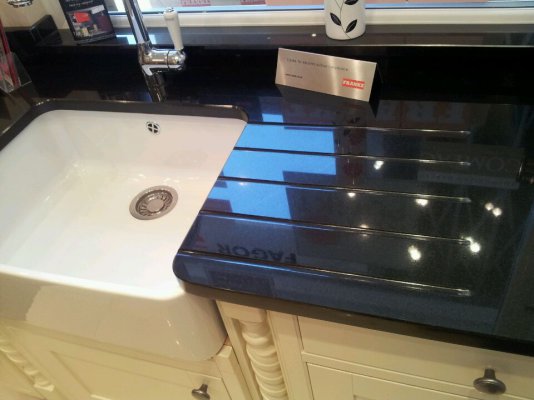 absolute_black_granite_belfast_sink_cutout_with_drainer_grooves.jpg