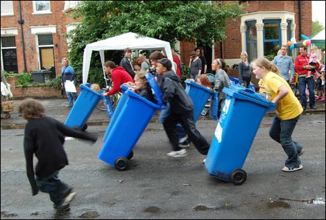 wheelie_bin_race_470x318.jpg