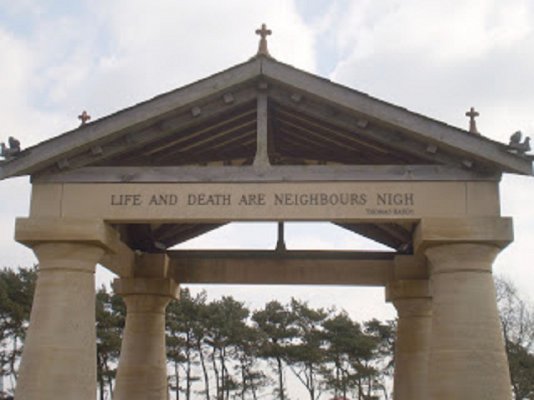 Poundbury Cemetery, Hardy.jpg