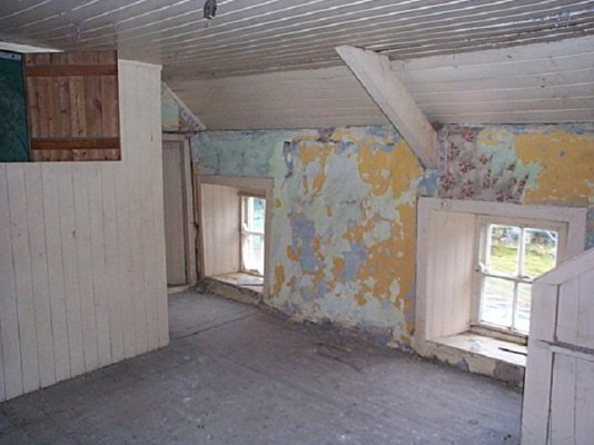 Bedroom 016.jpg