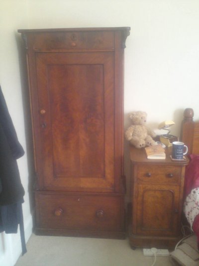 small wardrobe.jpg