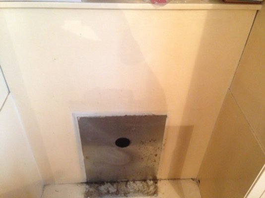 spare room gas fire removed.jpg