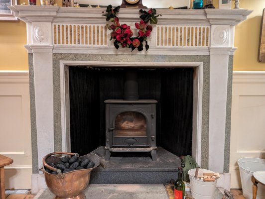 Fireplace.jpg