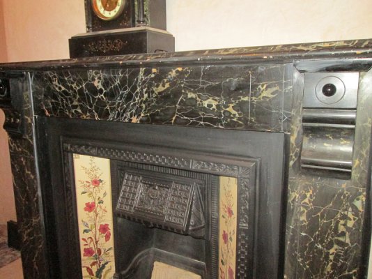 fireplace1.jpg