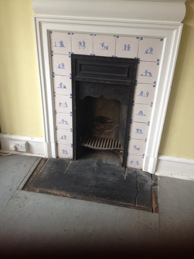 Fireplace2.jpg