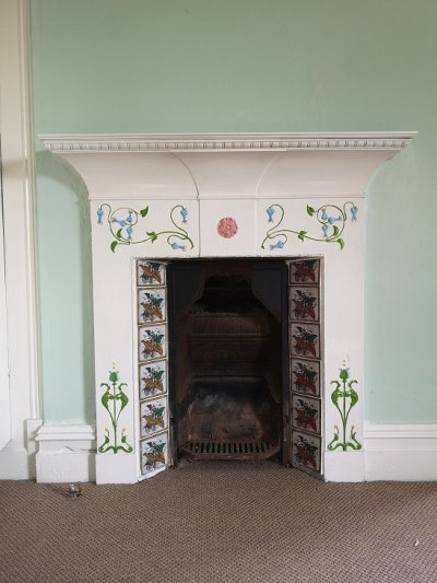 Fireplace 5.jpg